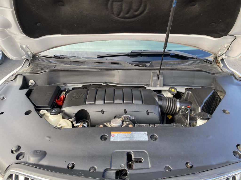 Photo 25 of this BUICK ENCLAVE