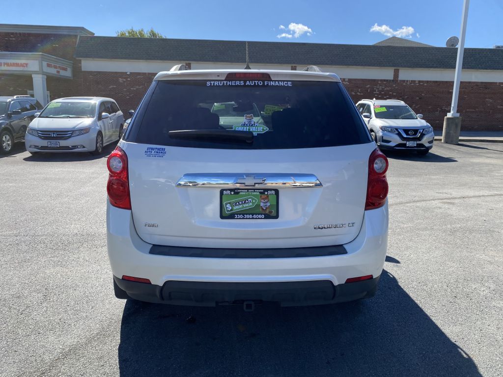 Photo 6 of this CHEVROLET EQUINOX