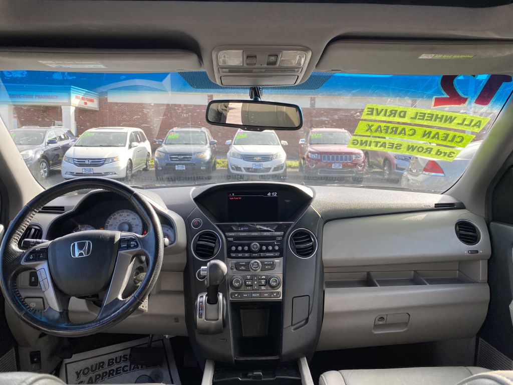 Photo 9 of this HONDA PILOT