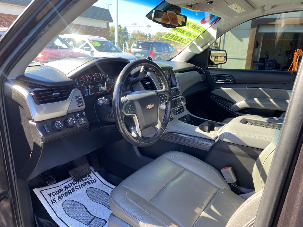 Photo 14 of this CHEVROLET TAHOE