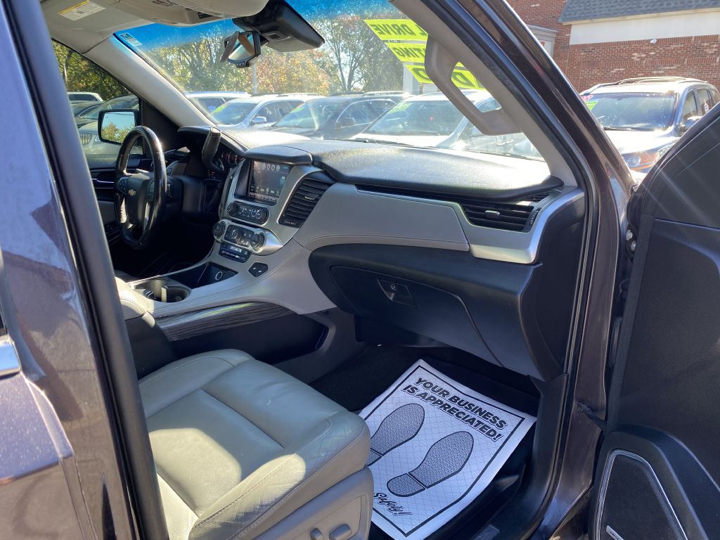 Photo 19 of this CHEVROLET TAHOE