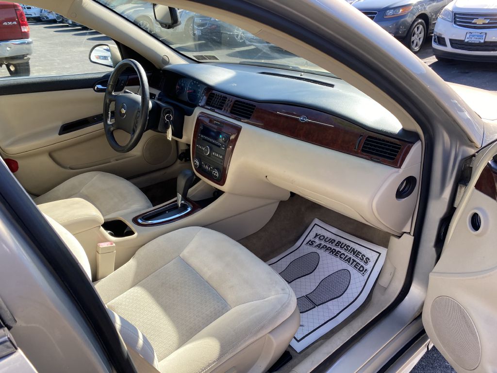 Photo 17 of this CHEVROLET IMPALA