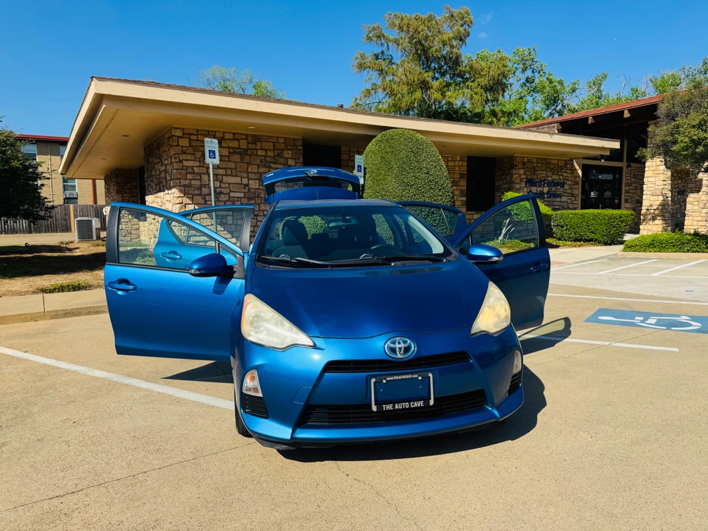 2013 Toyota Prius c