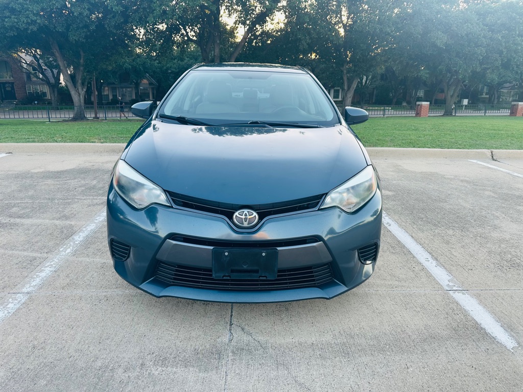 Green 2015 Toyota Corolla Sedan Front-Wheel Drive Automatic