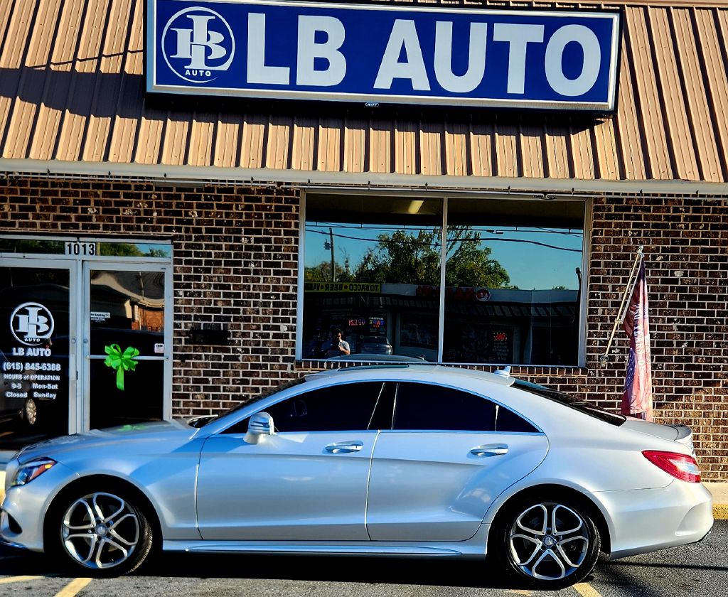 Photo 4 of this MERCEDES-BENZ CLS