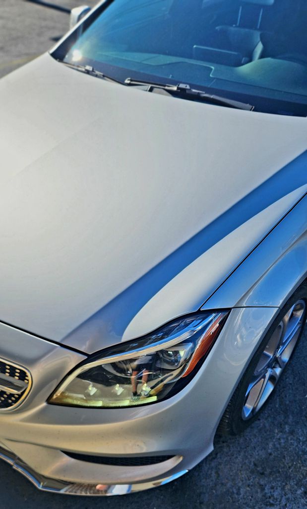 Photo 6 of this MERCEDES-BENZ CLS