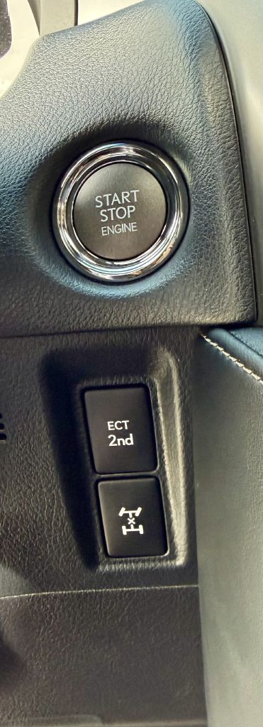 Photo 13 of this LEXUS GX