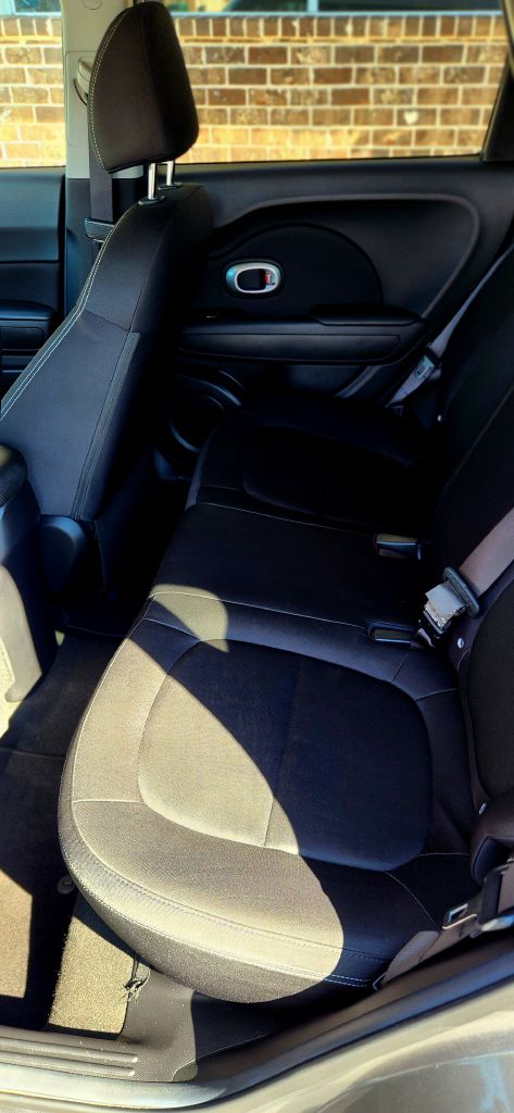 Photo 13 of this KIA SOUL