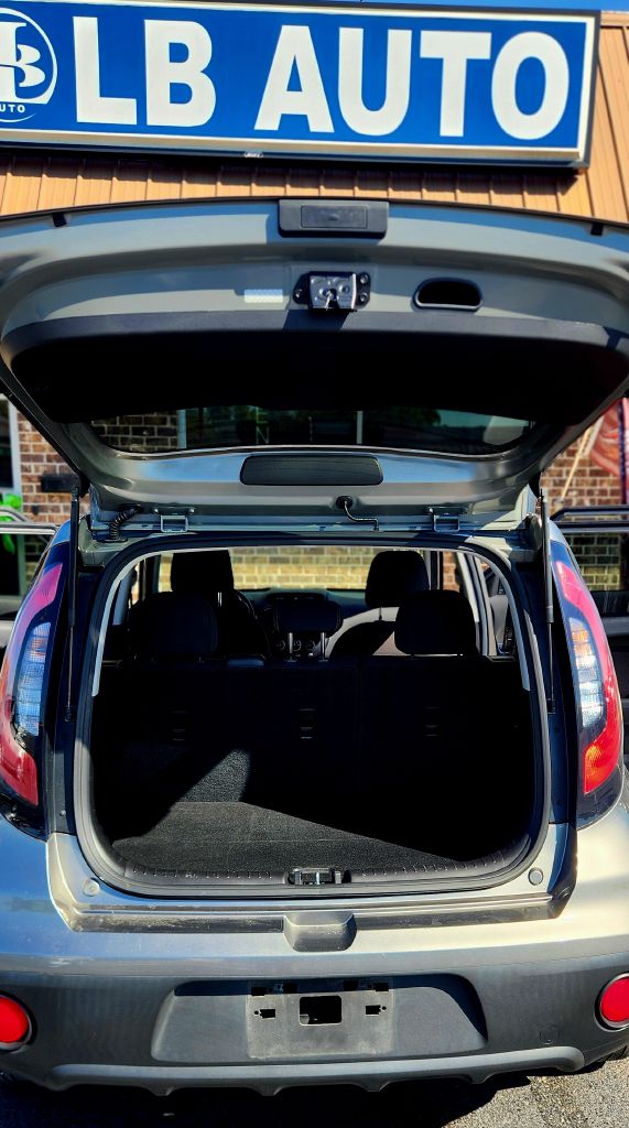 Photo 6 of this KIA SOUL