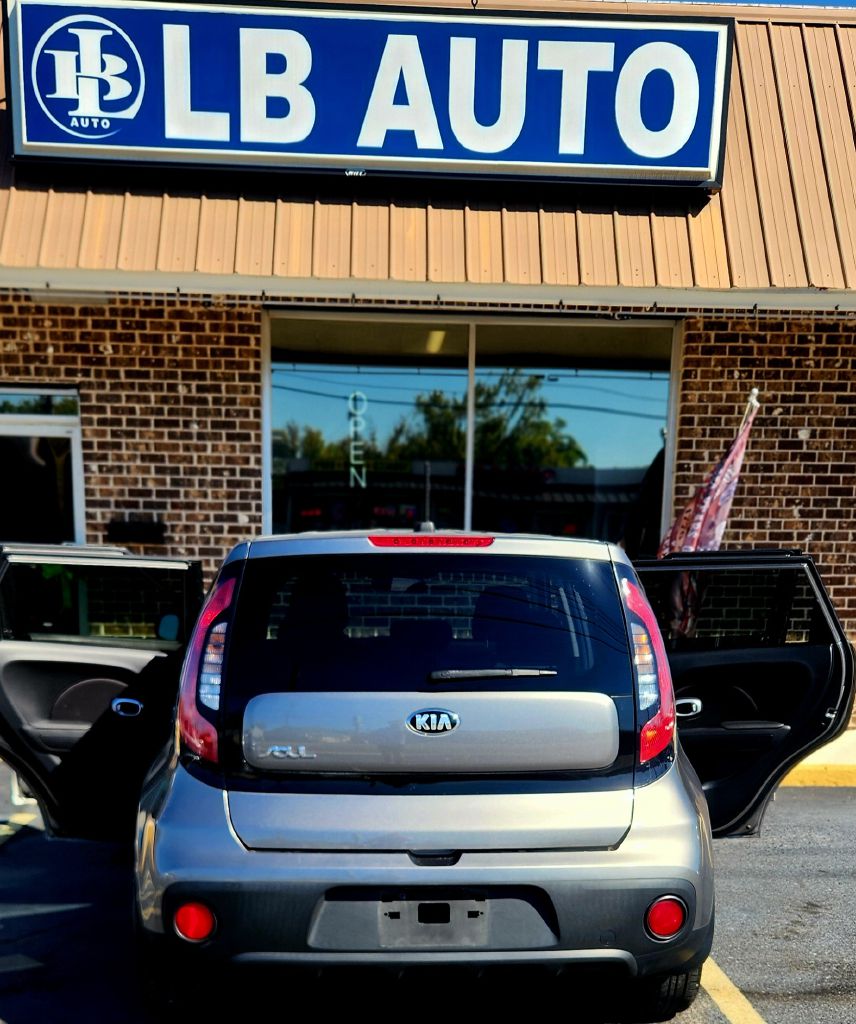 Photo 5 of this KIA SOUL