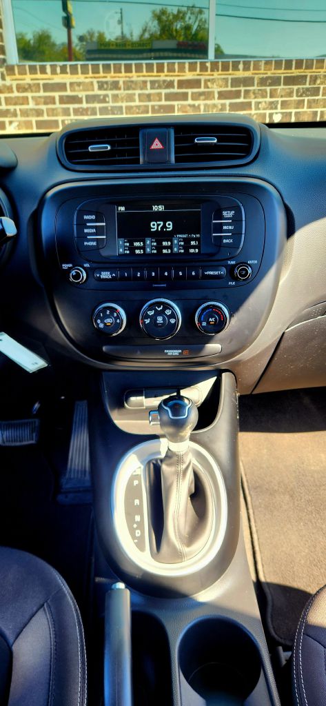 Photo 16 of this KIA SOUL
