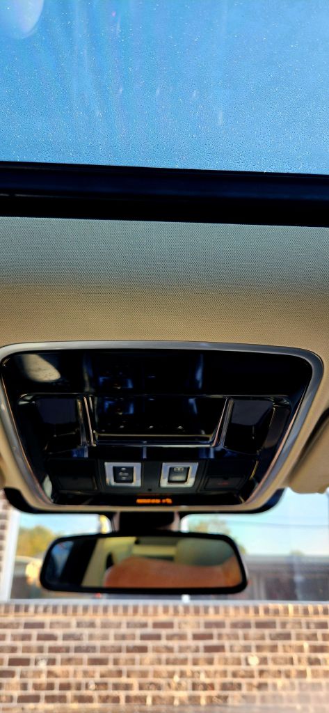 Photo 20 of this LAND ROVER RANGE ROVER SPO