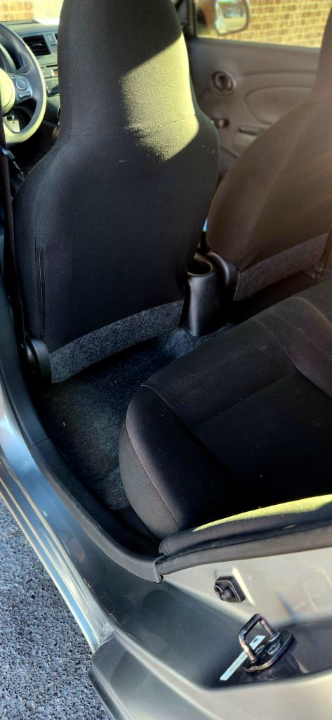 Photo 20 of this NISSAN VERSA