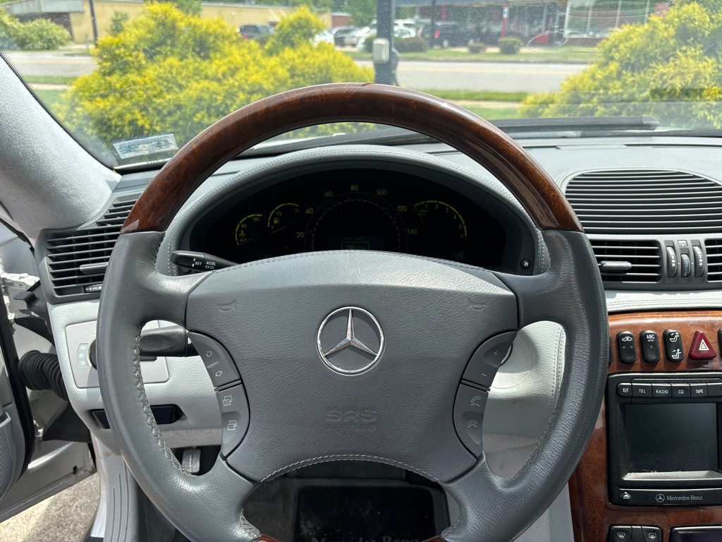 Photo 8 of this MERCEDES-BENZ CL
