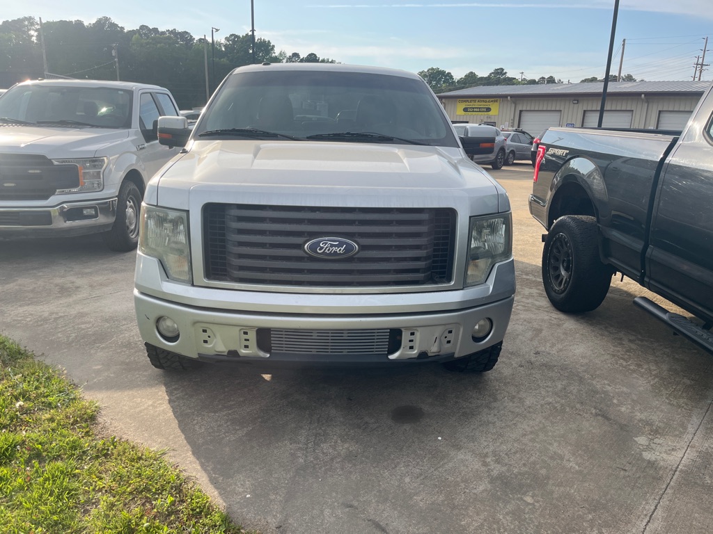 Photo 6 of this FORD F150