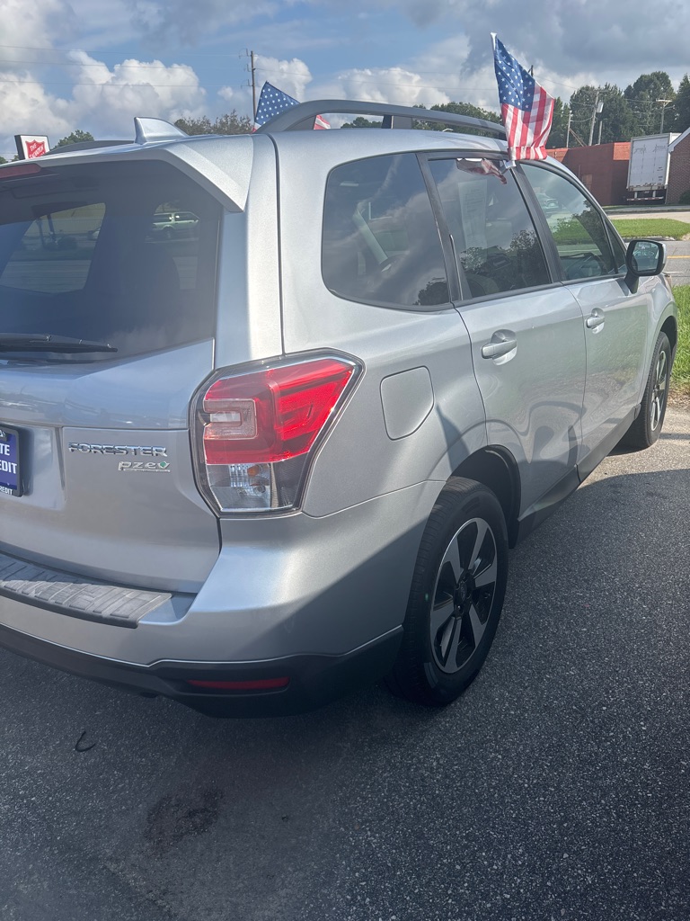 Photo 6 of this SUBARU FORESTER