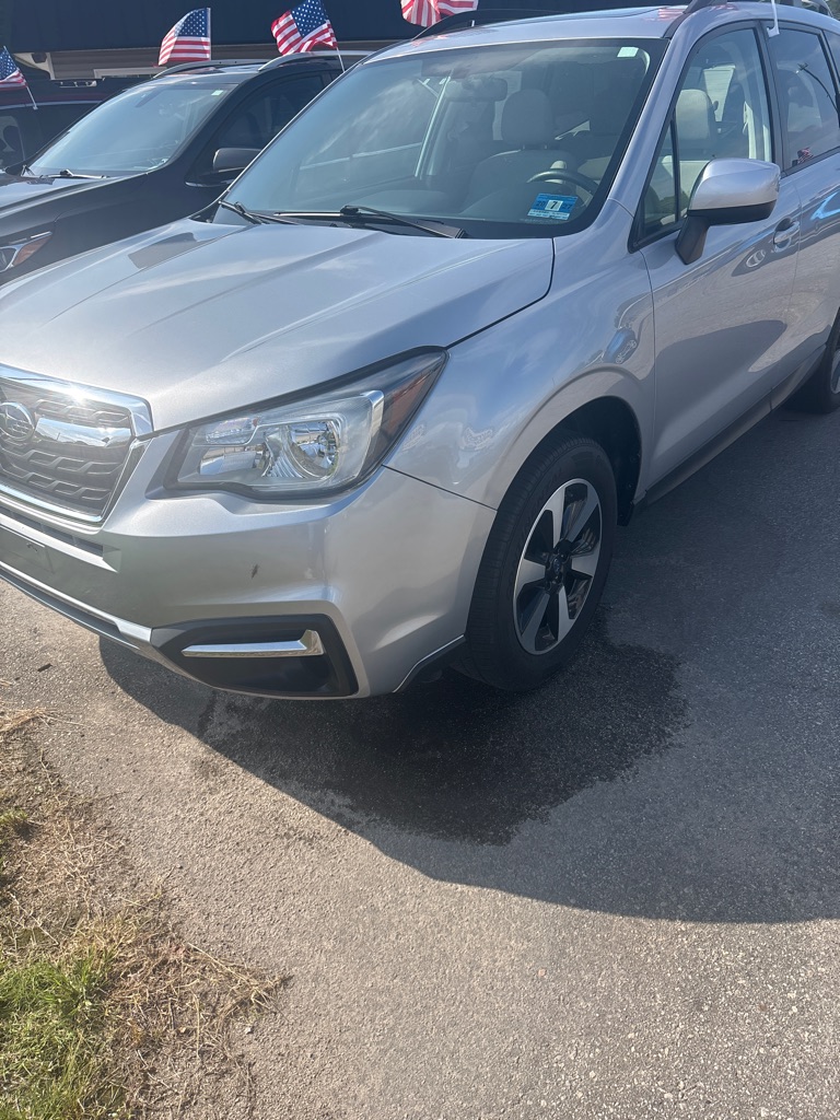 Photo 2 of this SUBARU FORESTER