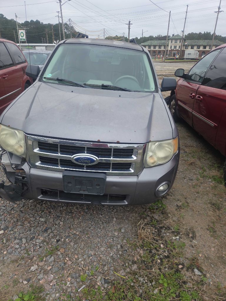 Photo 3 of this FORD ESCAPE