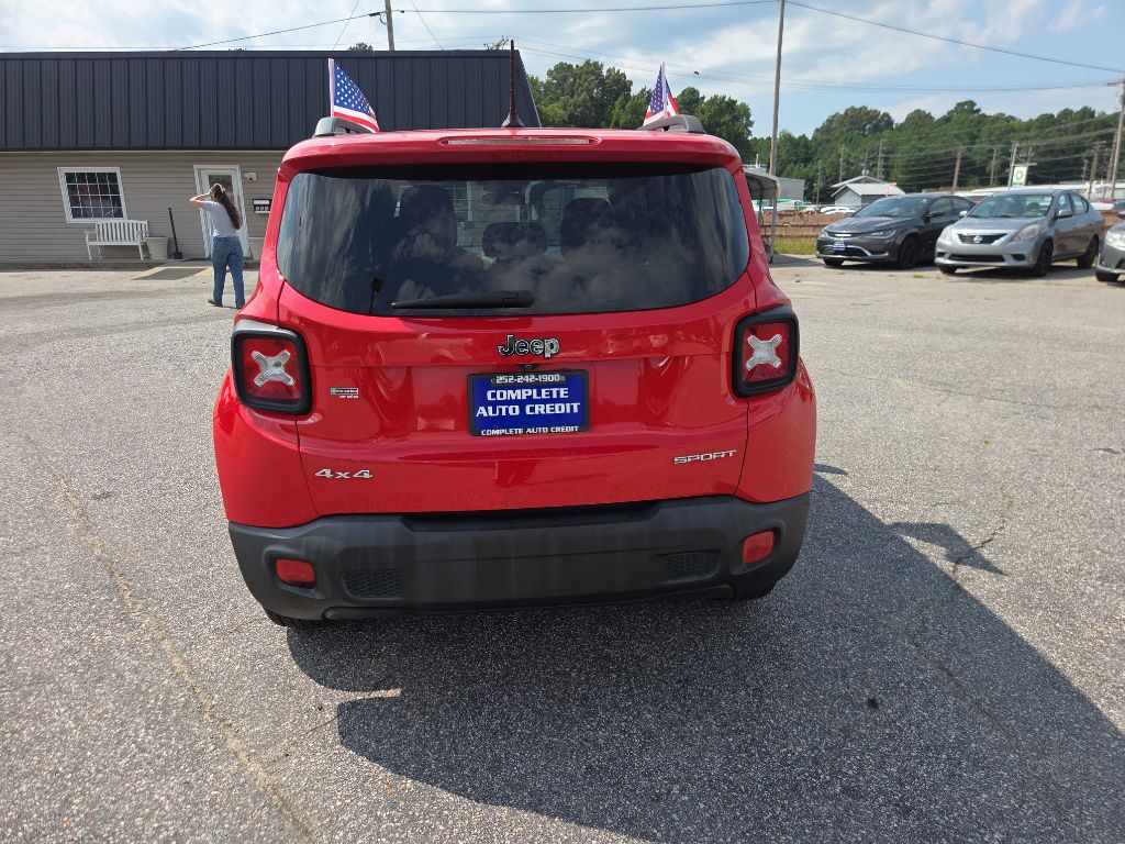 Photo 2 of this JEEP RENEGADE