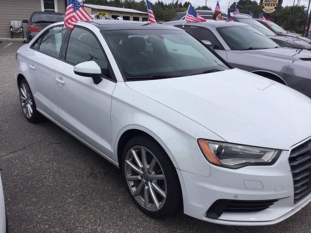 Photo 6 of this AUDI A3