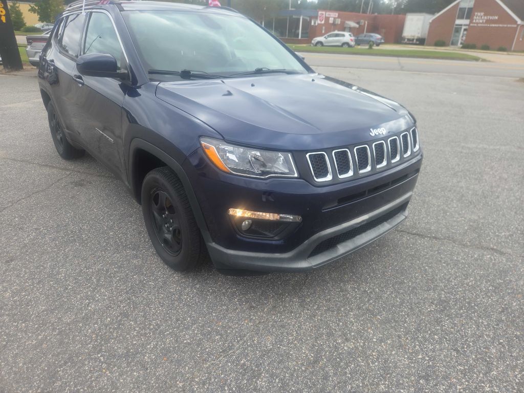Photo 8 of this JEEP COMPASS