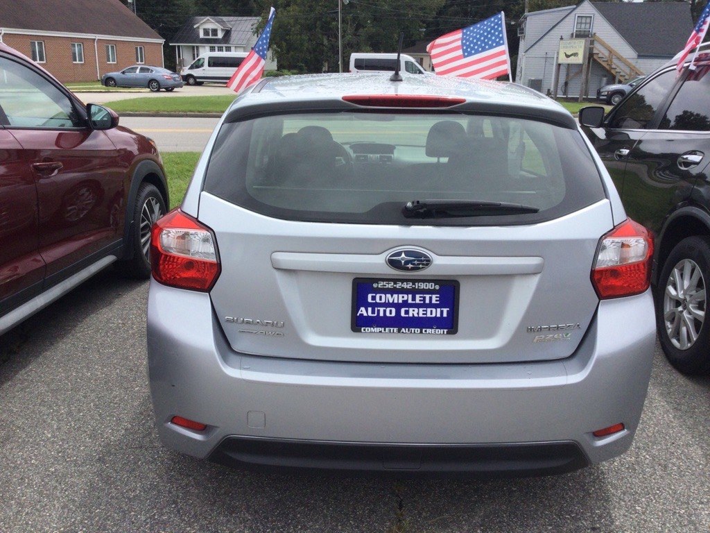 Photo 4 of this SUBARU IMPREZA