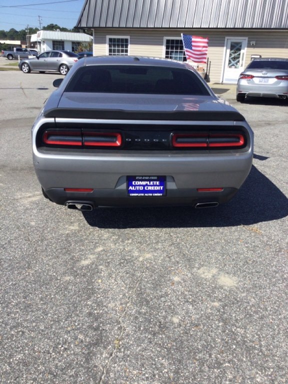 Photo 3 of this DODGE CHALLENGER