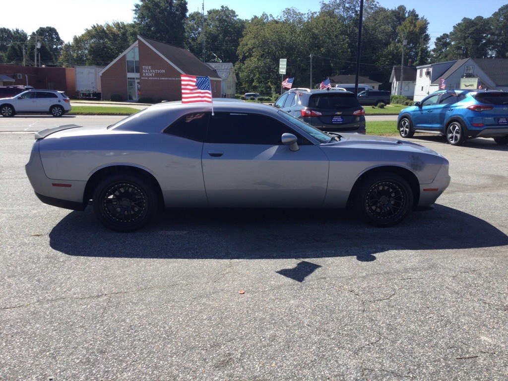 Photo 6 of this DODGE CHALLENGER