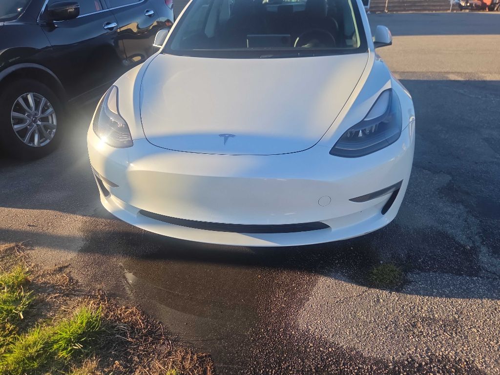 Photo 4 of this TESLA MODEL 3