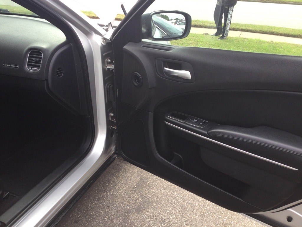 Photo 15 of this DODGE CHARGER