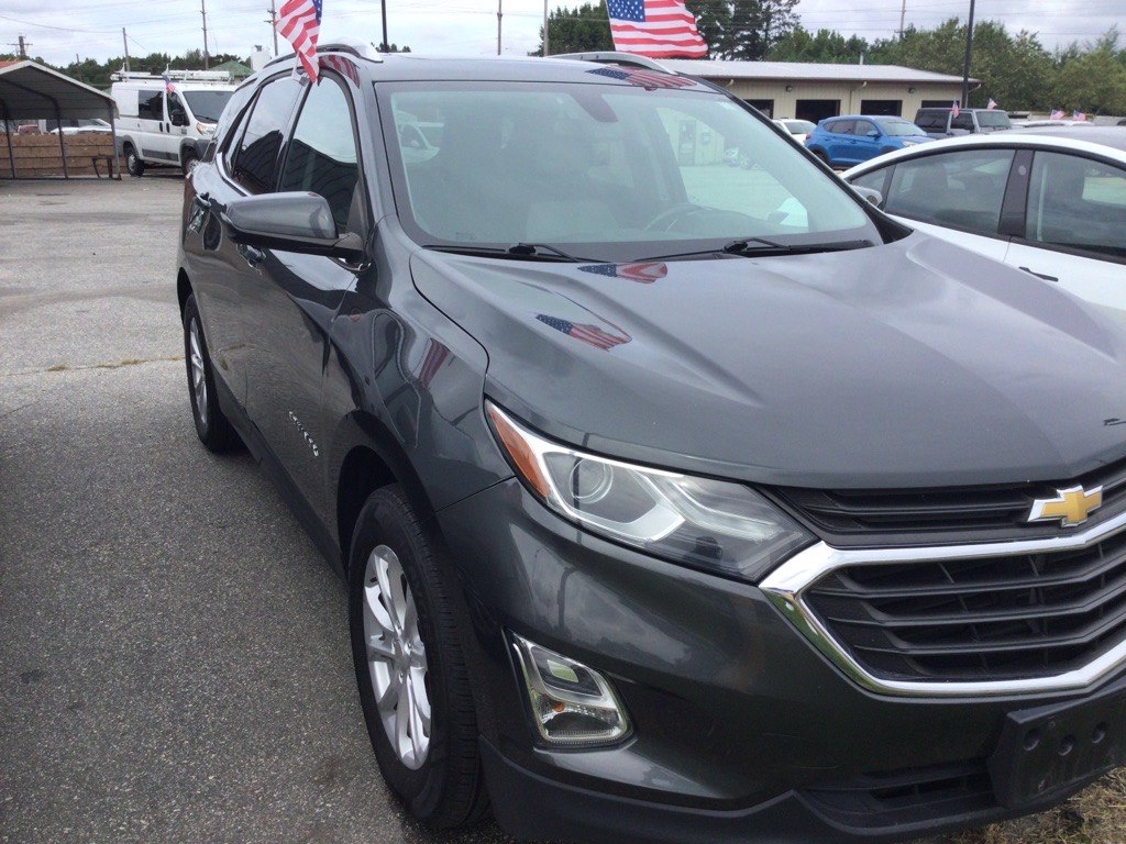 Photo 6 of this CHEVROLET EQUINOX