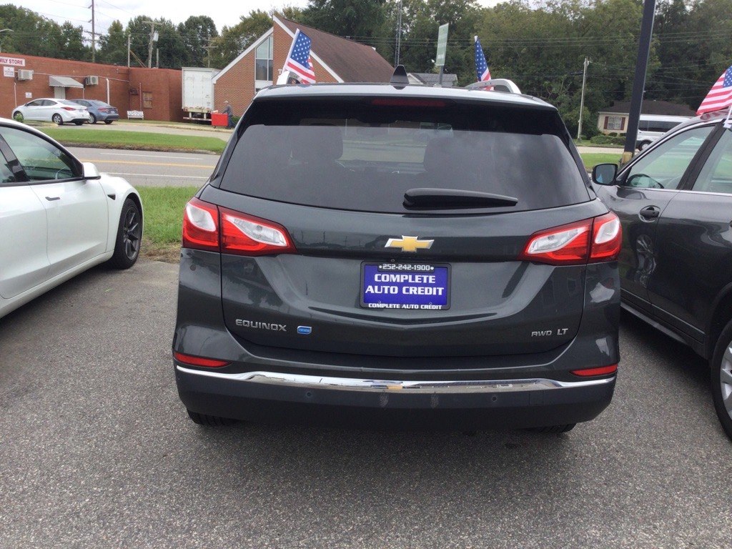 Photo 4 of this CHEVROLET EQUINOX