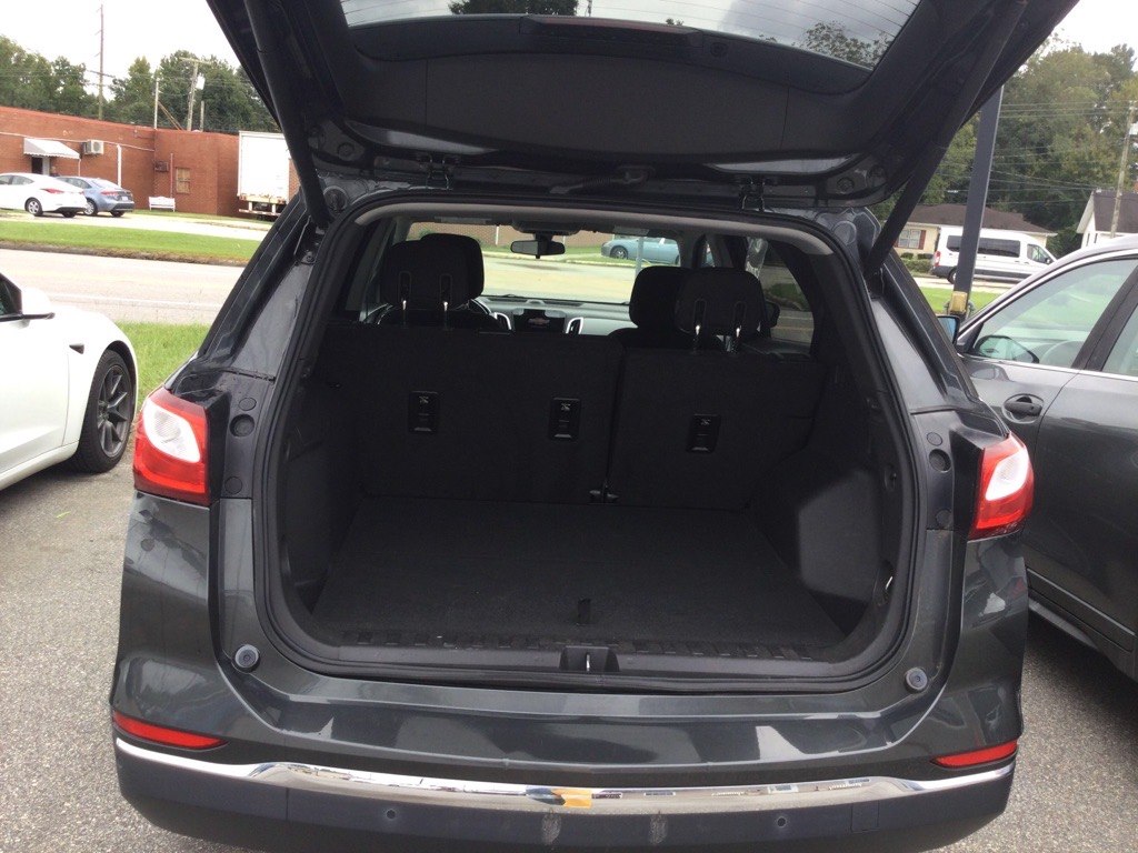 Photo 16 of this CHEVROLET EQUINOX