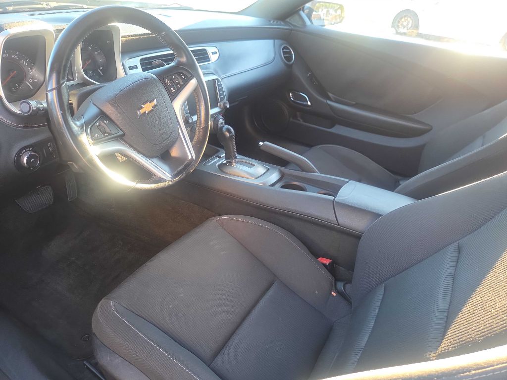 Photo 10 of this CHEVROLET CAMARO