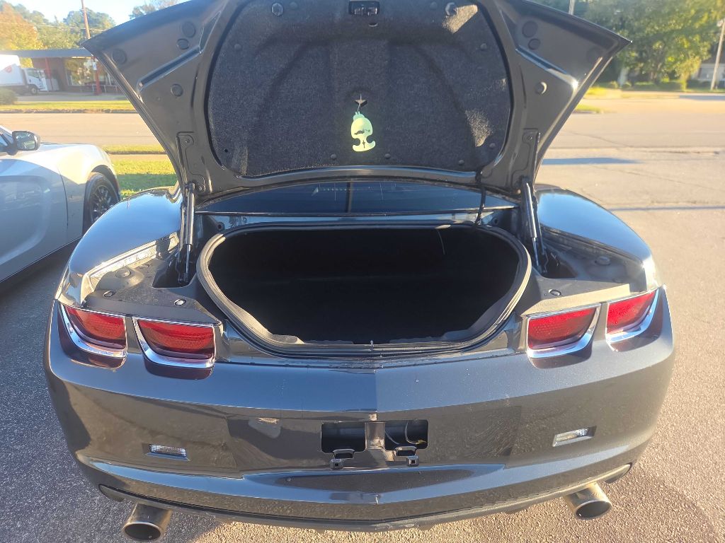 Photo 12 of this CHEVROLET CAMARO