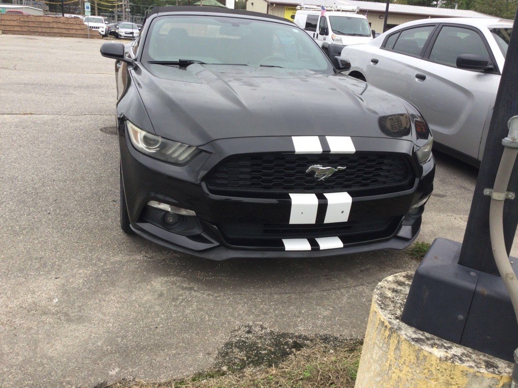 Photo 8 of this FORD MUSTANG
