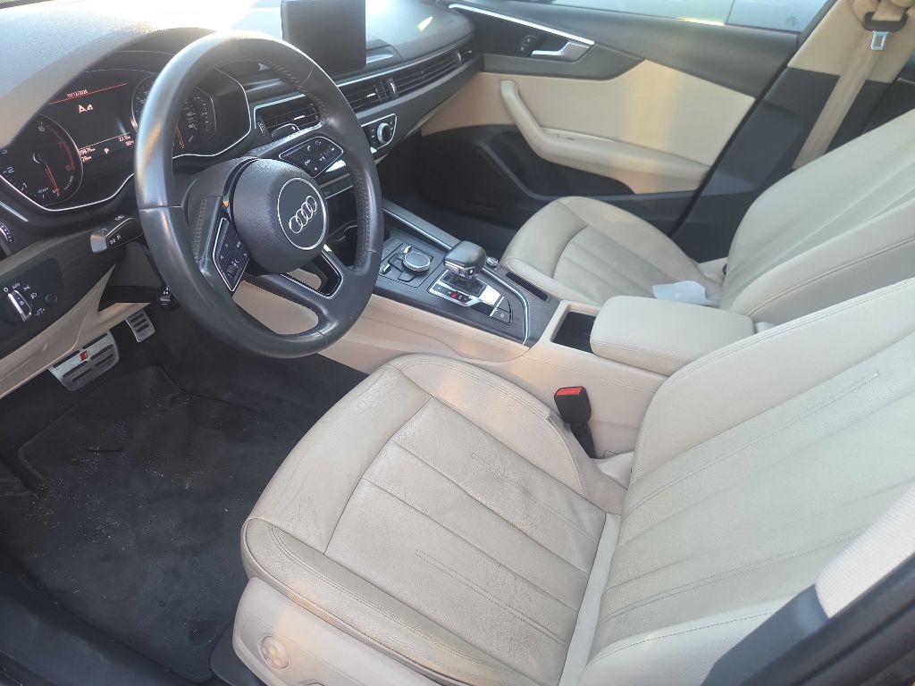 Photo 11 of this AUDI A4