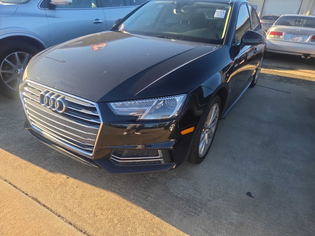 Photo 3 of this AUDI A4