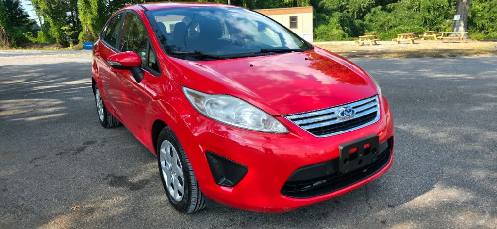 2013 FORD FIESTA SE's photo