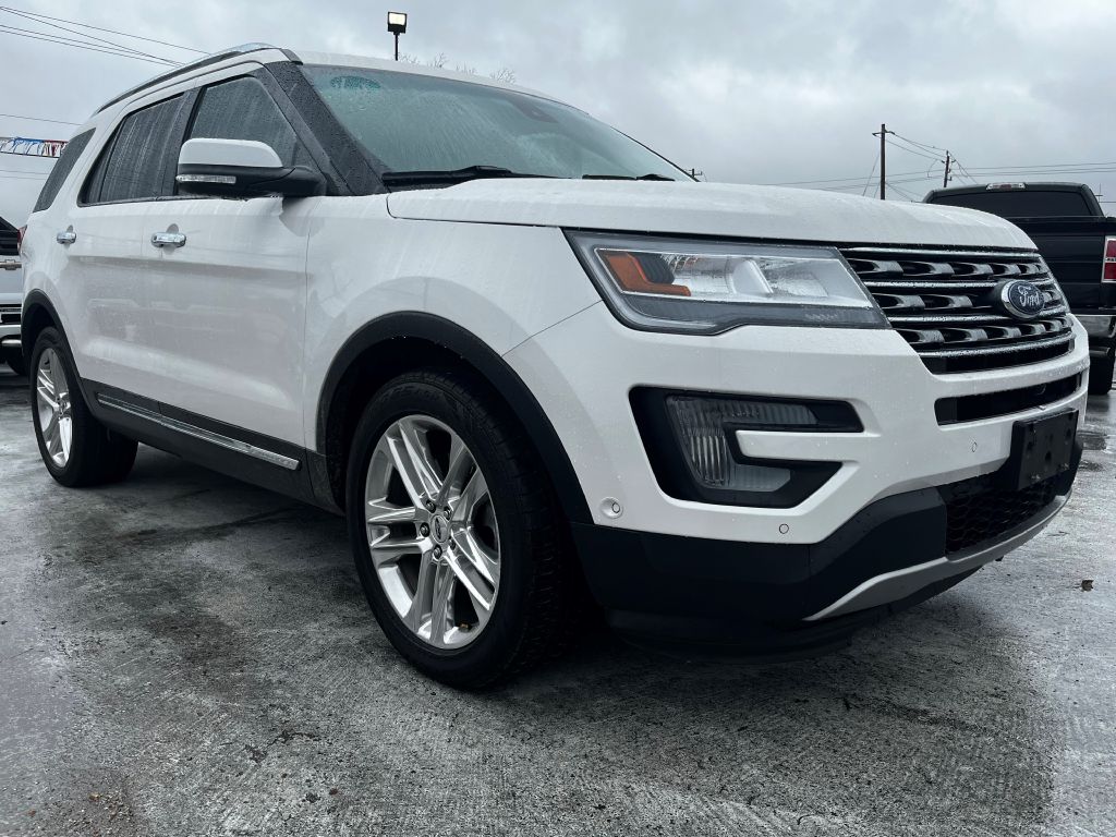 Photo 2 of this FORD EXPLORER