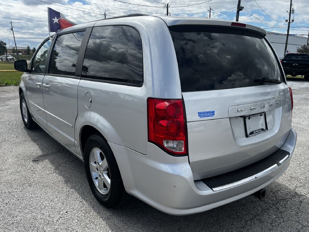 Photo 4 of this DODGE GRAND CARAVAN