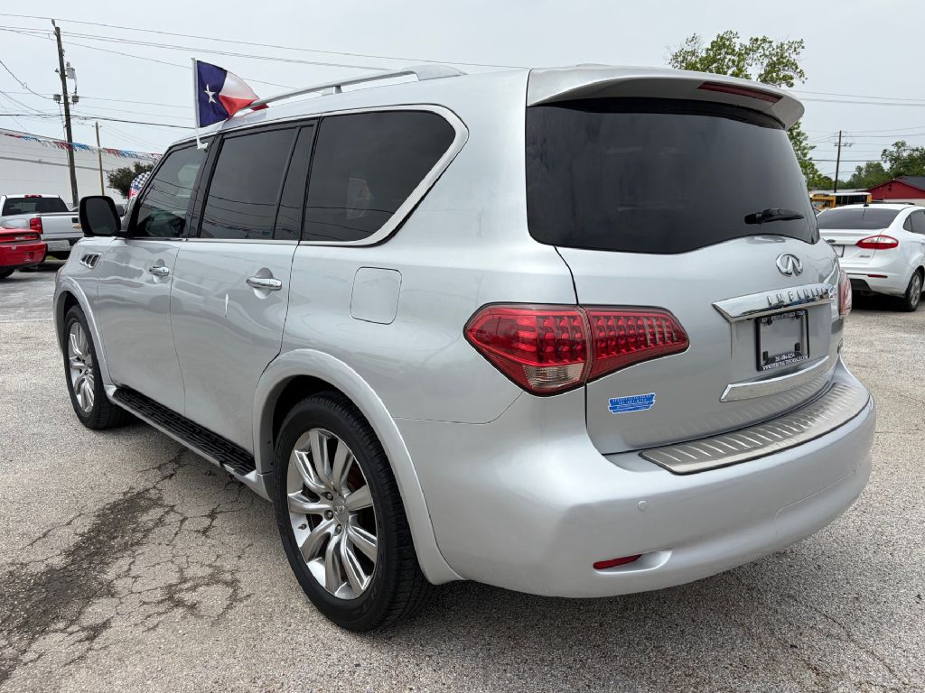 Photo 4 of this INFINITI QX56