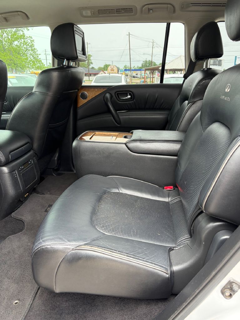 Photo 6 of this INFINITI QX56