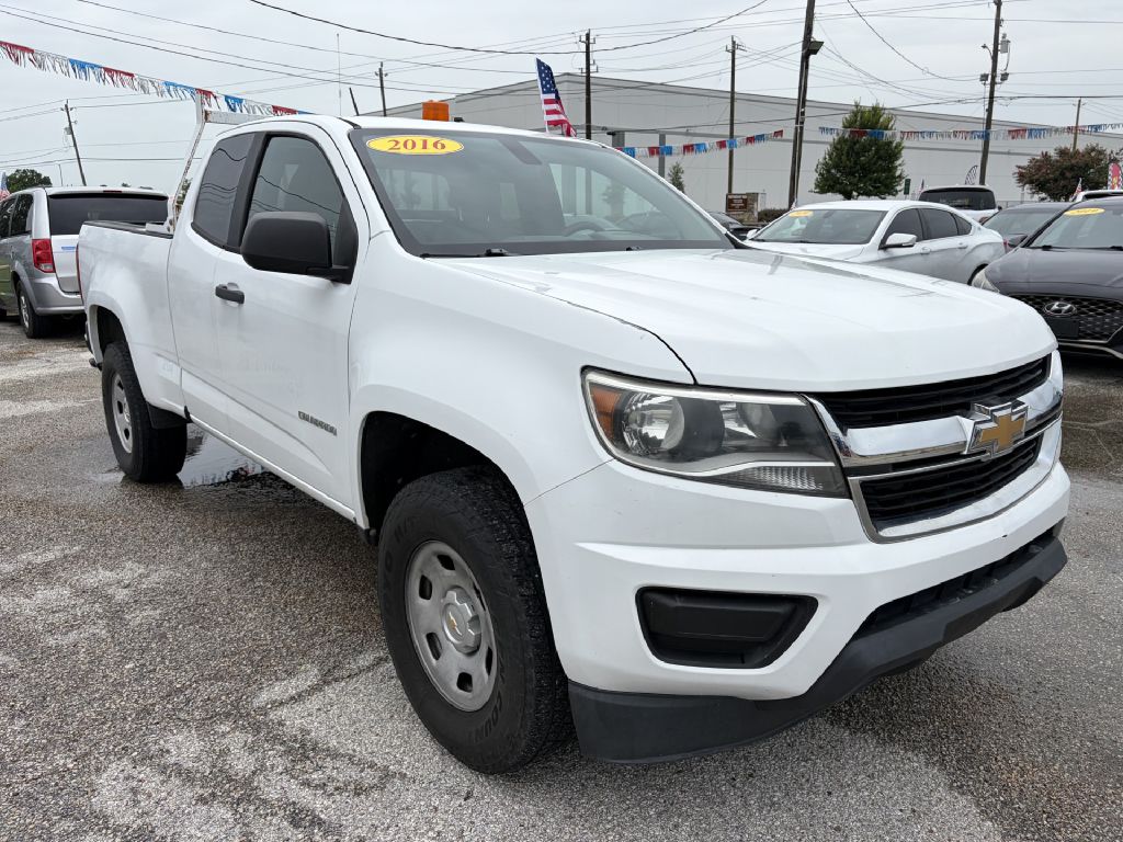 Photo 2 of this CHEVROLET COLORADO