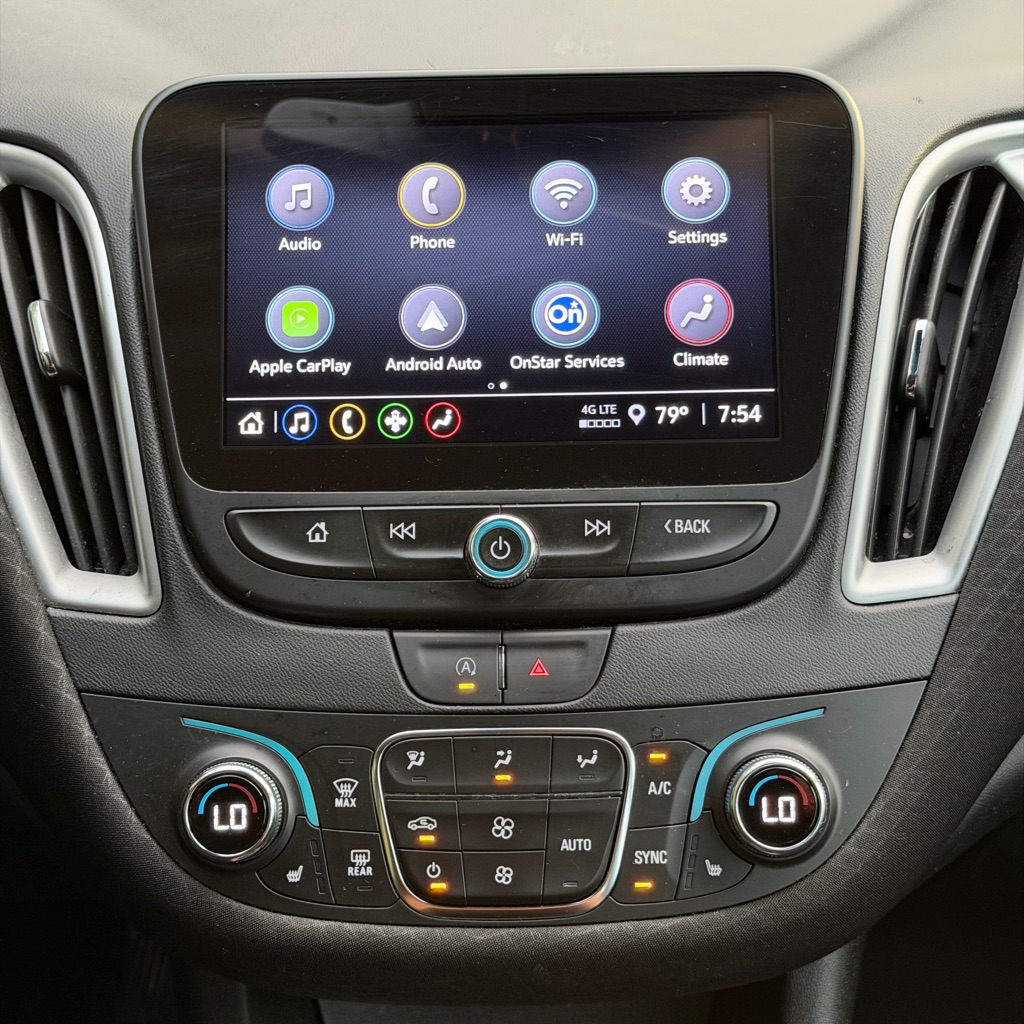 Photo 27 of this CHEVROLET MALIBU