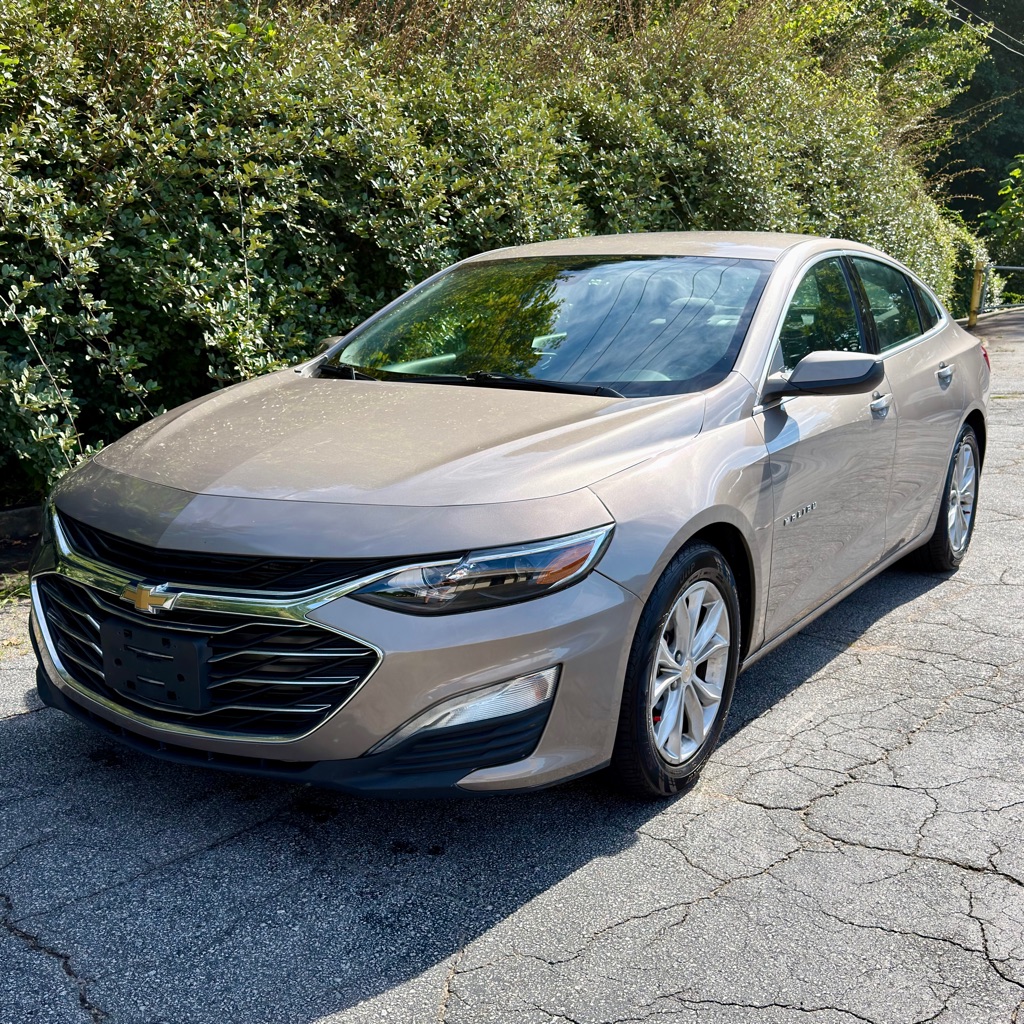 Photo 6 of this CHEVROLET MALIBU