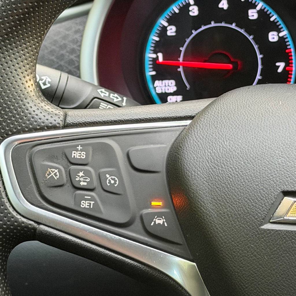 Photo 33 of this CHEVROLET MALIBU