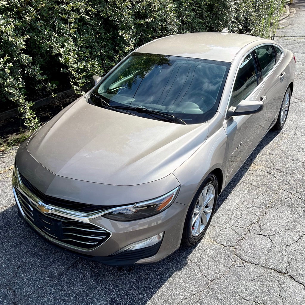 Photo 7 of this CHEVROLET MALIBU