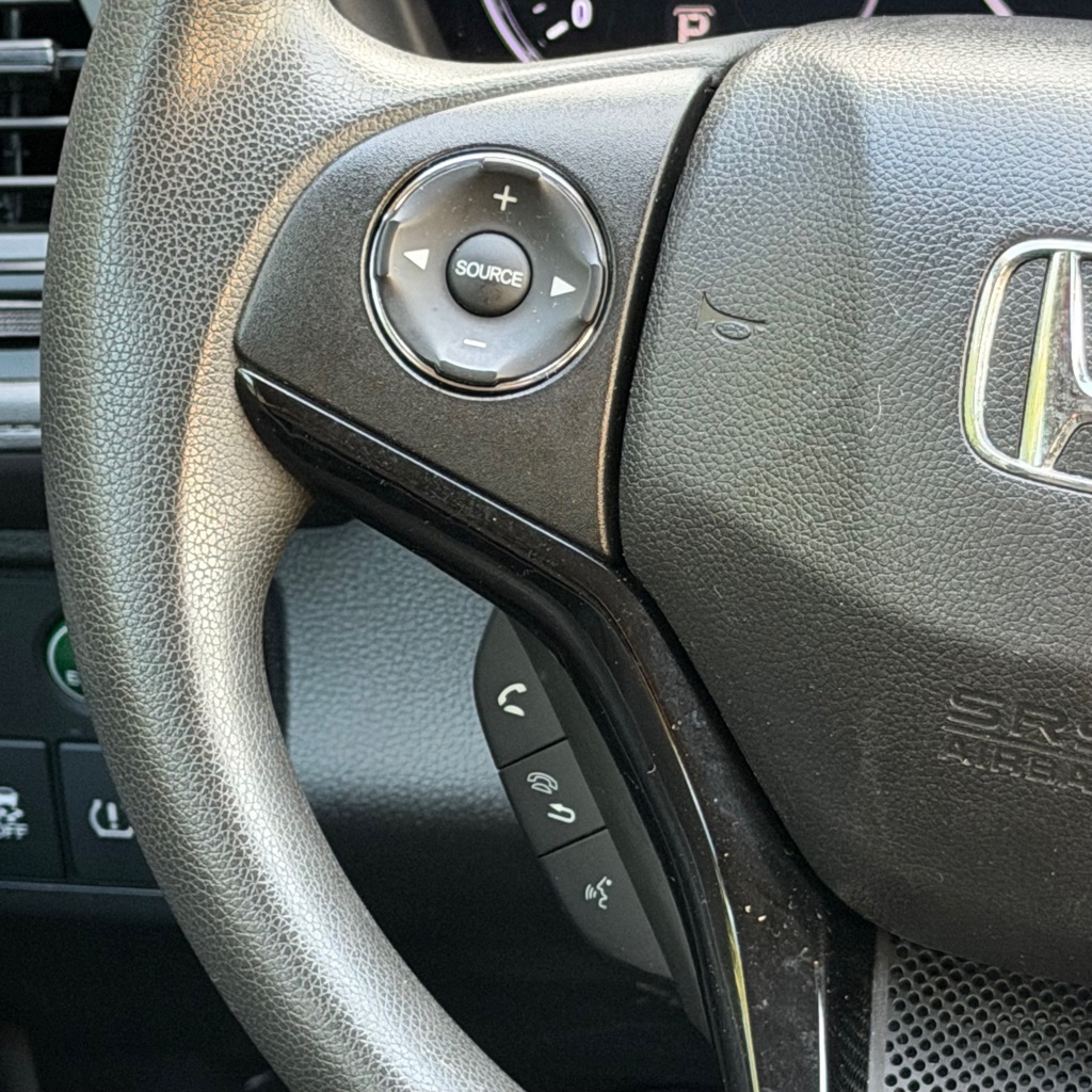 Photo 34 of this HONDA HR-V