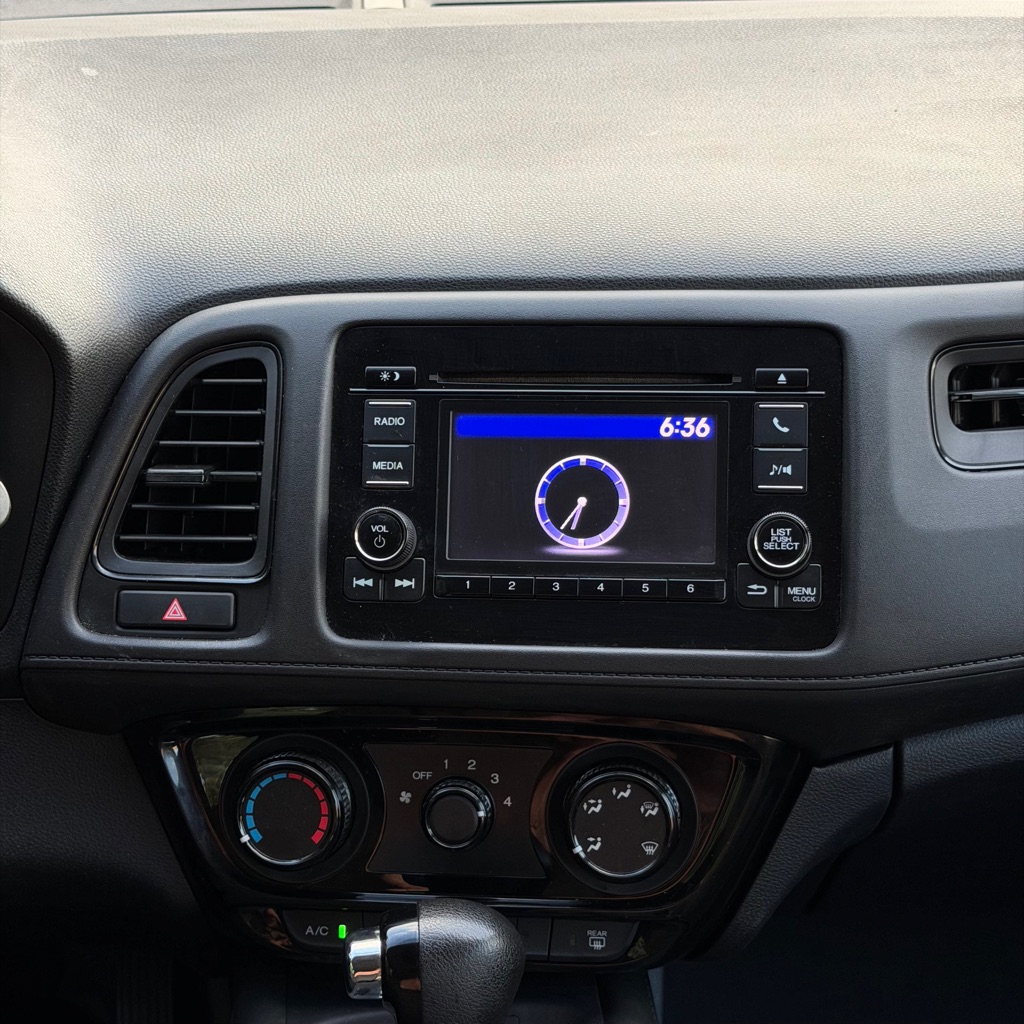 Photo 30 of this HONDA HR-V